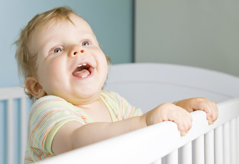 8个月的宝宝发育标准详解