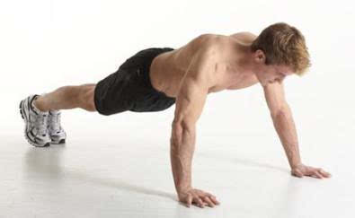 俯卧撑主要锻炼哪里的肌肉