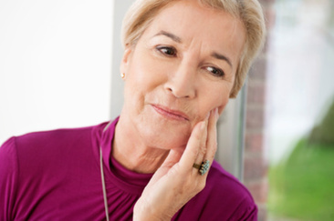 老年人经常牙痛是怎么回事