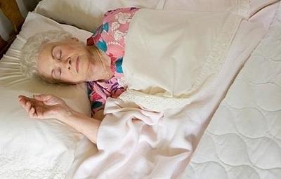 老人养生要注意睡前的禁忌